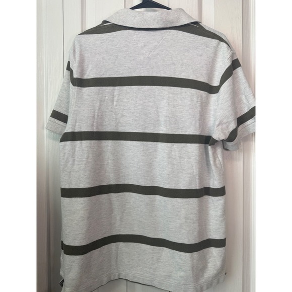 Tommy Hilfiger Men's Polo Shirt Medium Gray Green Stripe Short Sleeve Casual Cla - Picture 2 of 5